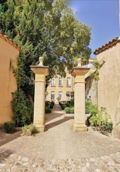 Tres Bel Appartement Centre Ville Historique 普罗旺斯地区艾克斯 外观 照片
